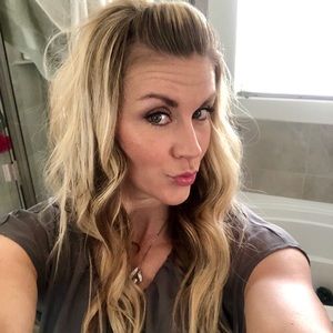 Meet your Posher, Meagan